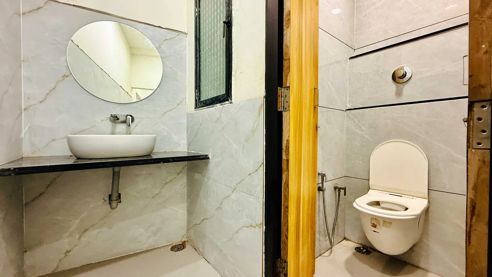 Eight Bed Suite Western Bathroom